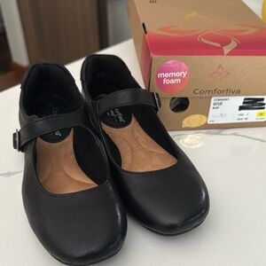 Comfortiva Women's Kaylee Mary Jane Flats